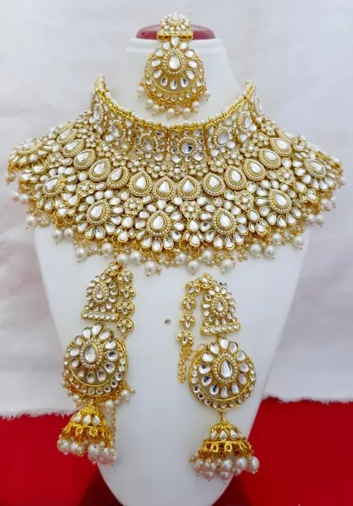 Golden Traditional Kundan Bridal Jewellery Set for Women – Gold Plated Choker Necklace with Earrings & Maang Tikka